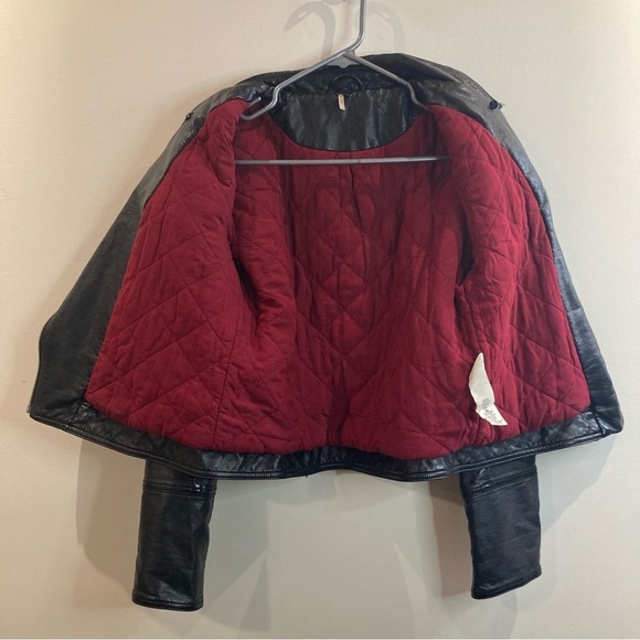 FREE PEOPLE Sz S Vegan Quilted Shoulder & Lining Zipper Snap Closure Moto Jacket - Picture 5 of 16